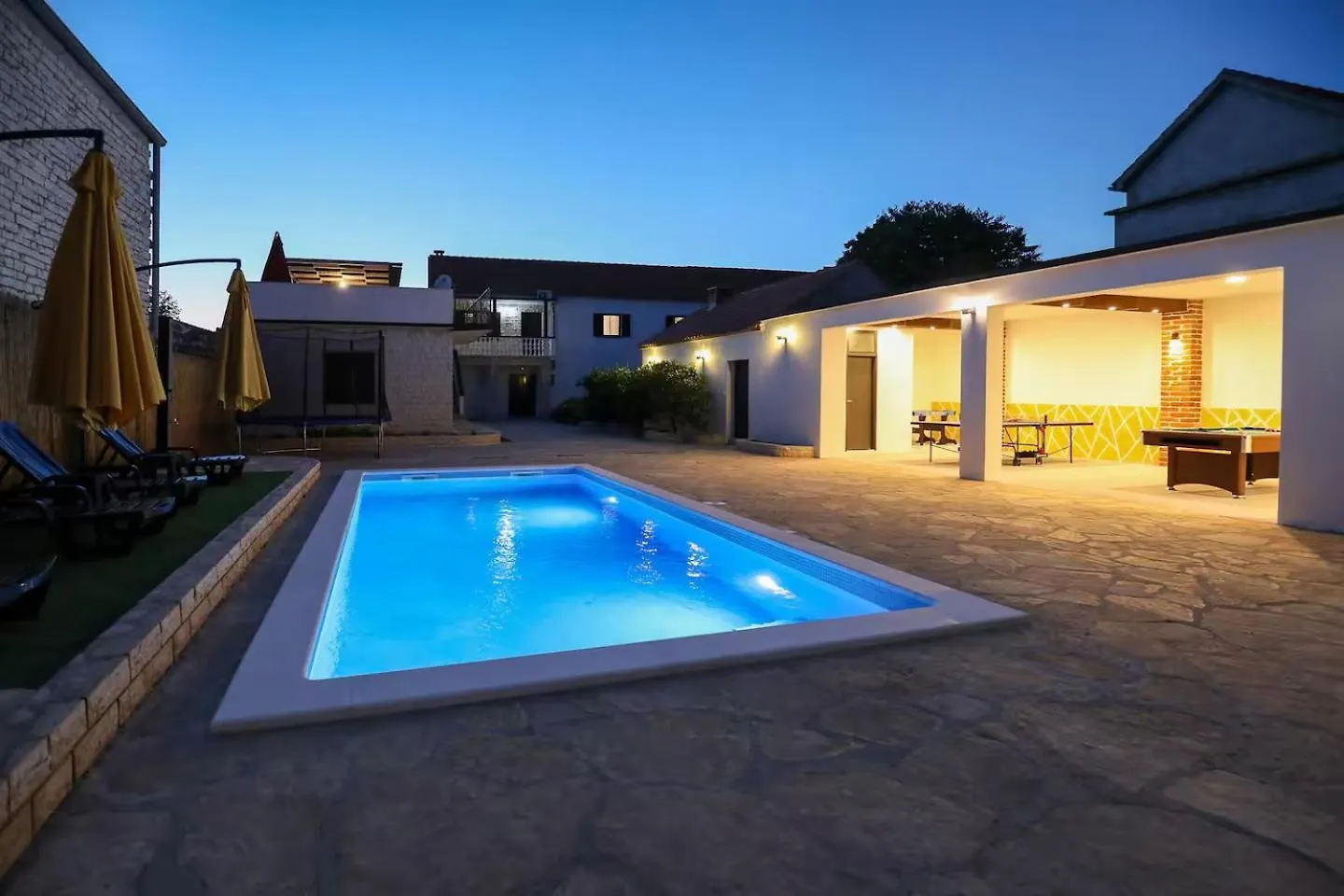 Two Villas With Pool And Jacuzzi, Villa Marin, Pridraga